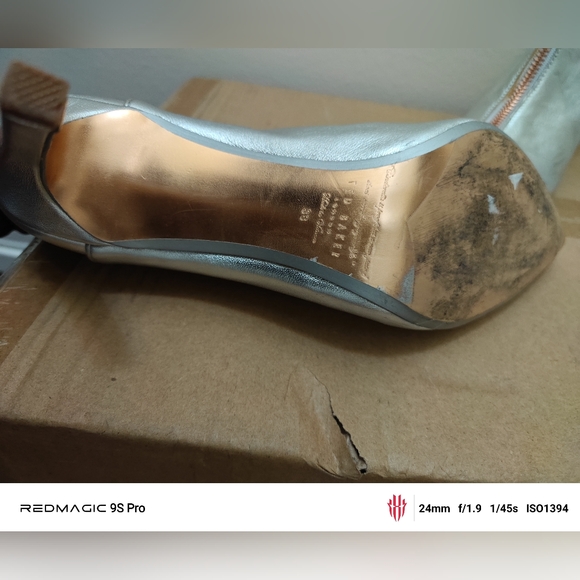 Ted Baker Silver Heeled Boots with Rose Gold Zipper - Picture 4 of 10